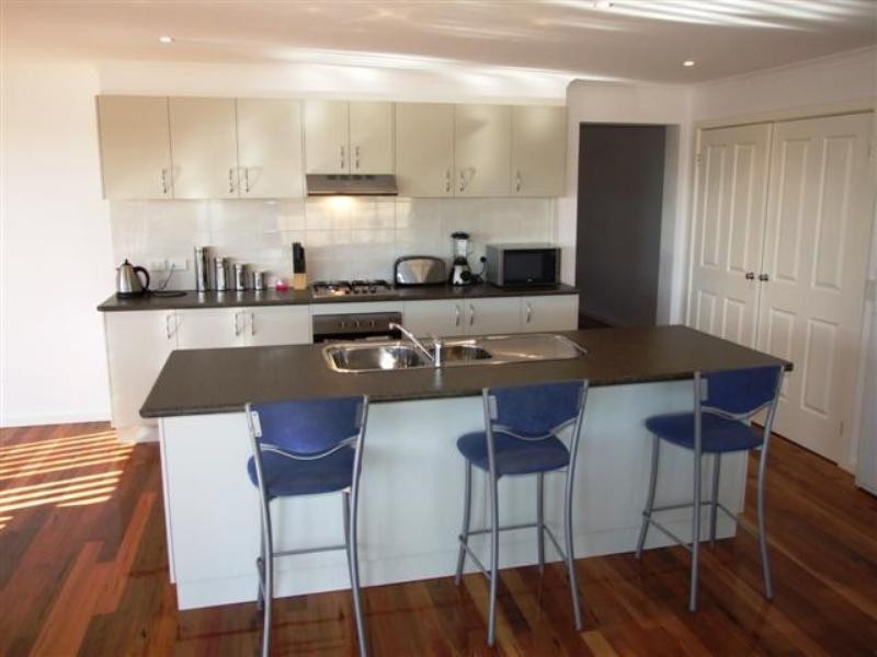 1 Egret Way, Cowes VIC 3922