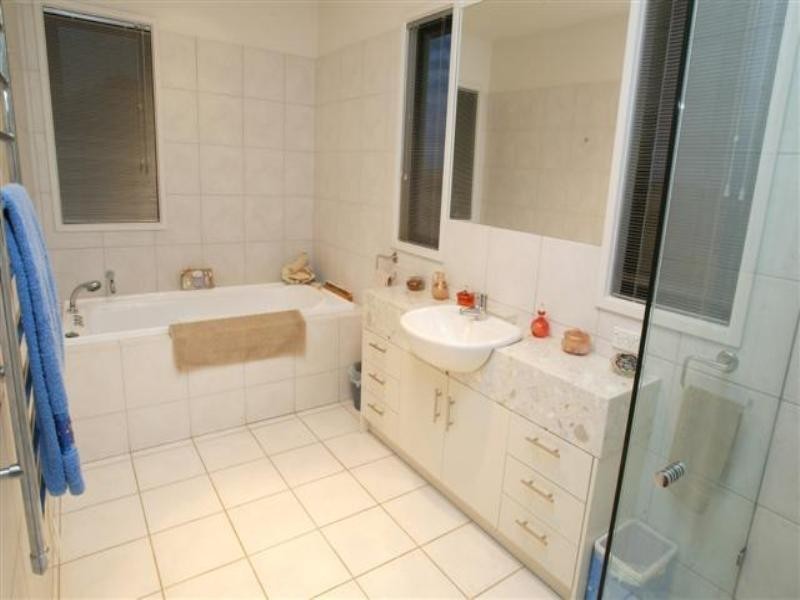 124-128 Red Rocks Road, Cowes VIC 3922