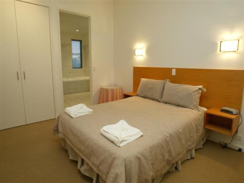 124-128 Red Rocks Road, Cowes VIC 3922