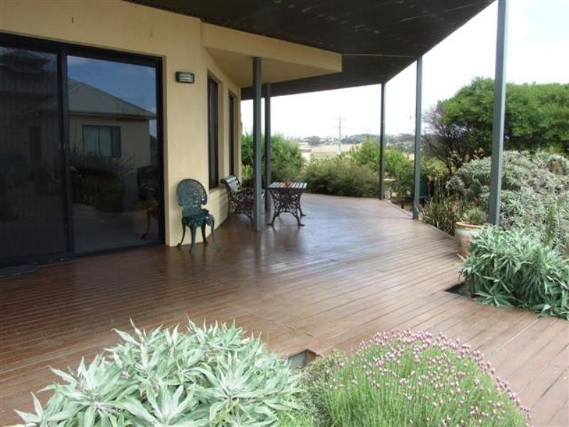 124-128 Red Rocks Road, Cowes VIC 3922