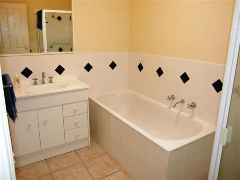 4 Crammond Road, Cowes VIC 3922