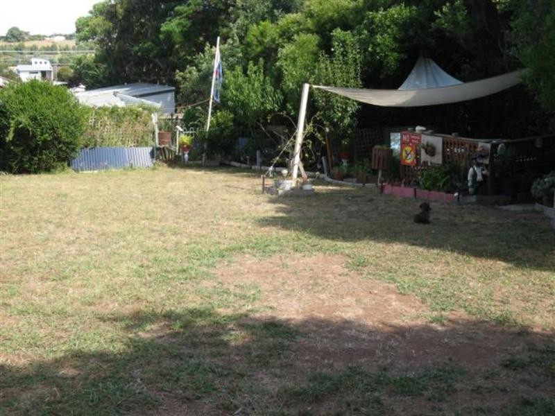 16 Bermagui Crescent, Sunset Strip VIC 3922