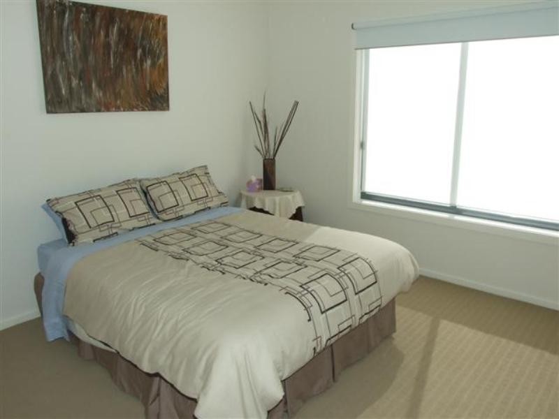 17 Blue Gum Court, Cowes VIC 3922