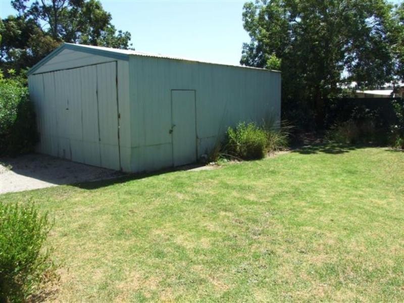 80 Churchill Drive, Cowes VIC 3922