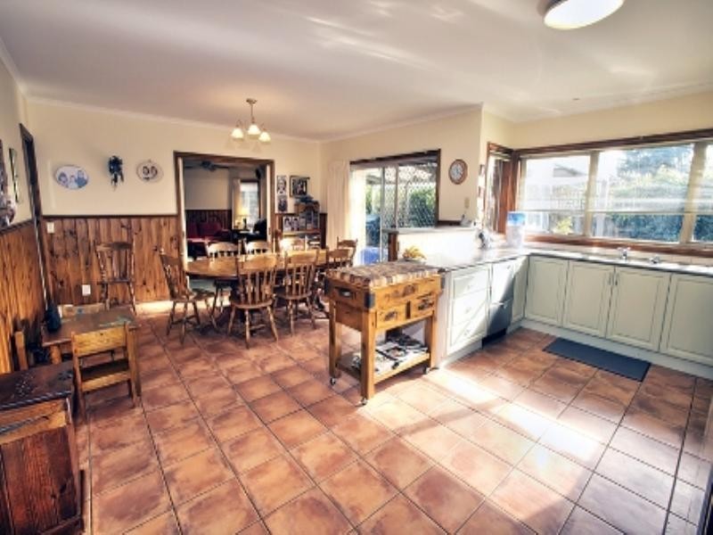 8 Hotham Close, Cowes VIC 3922