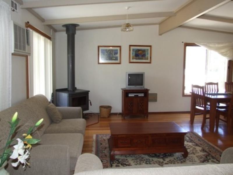 28 Phillip Street, Cowes VIC 3922