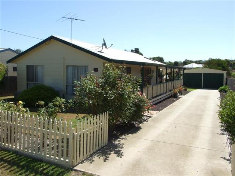 42 Galleon Crescent, Sunset Strip VIC 3922