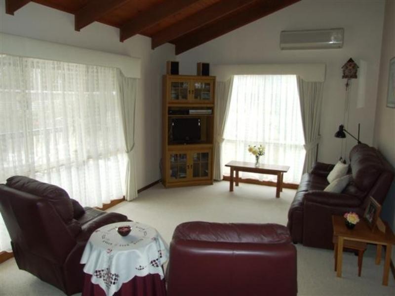 42 Galleon Crescent, Sunset Strip VIC 3922