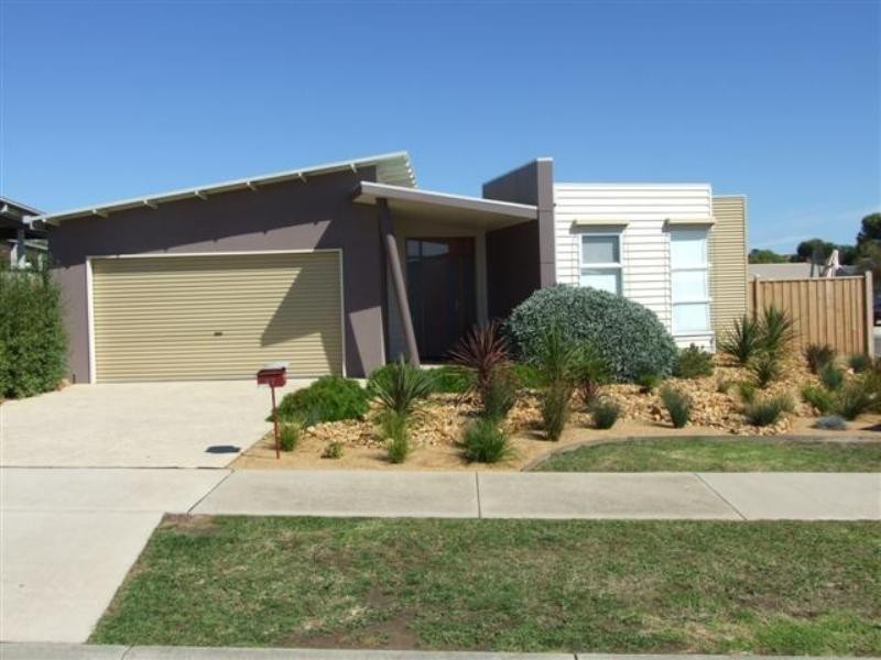 47 Manna Gum Drive, Cowes VIC 3922