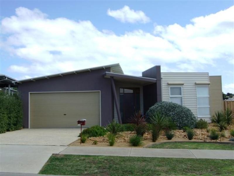 47 Manna Gum Drive, Cowes VIC 3922