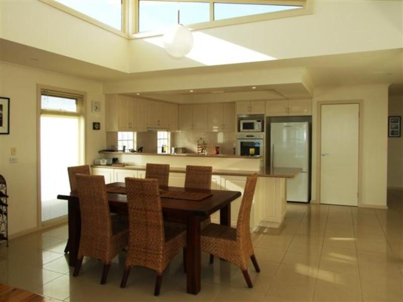 2/80 The Esplanade, Surf Beach VIC 3922