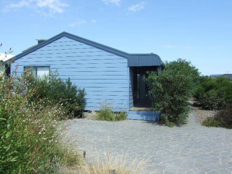 4 Matthew Court, Cowes VIC 3922