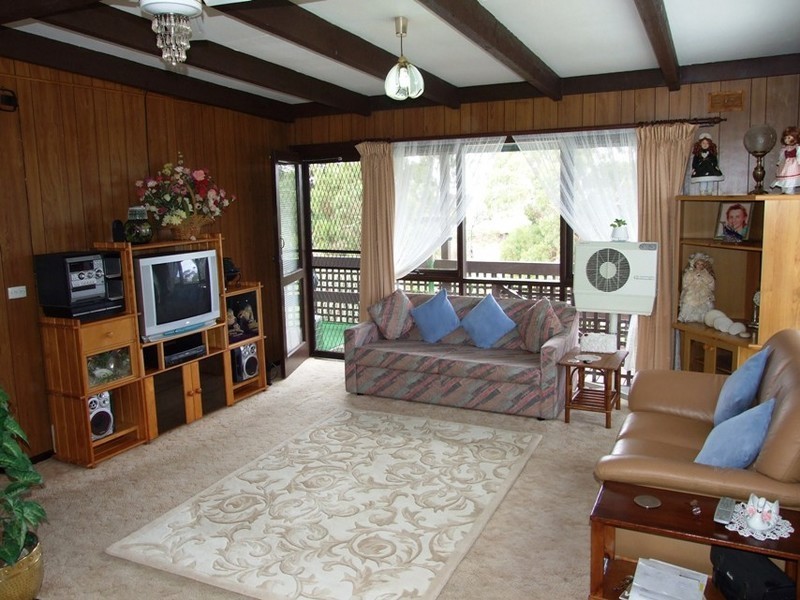 17 Waterloo Street, Rhyll VIC 3923
