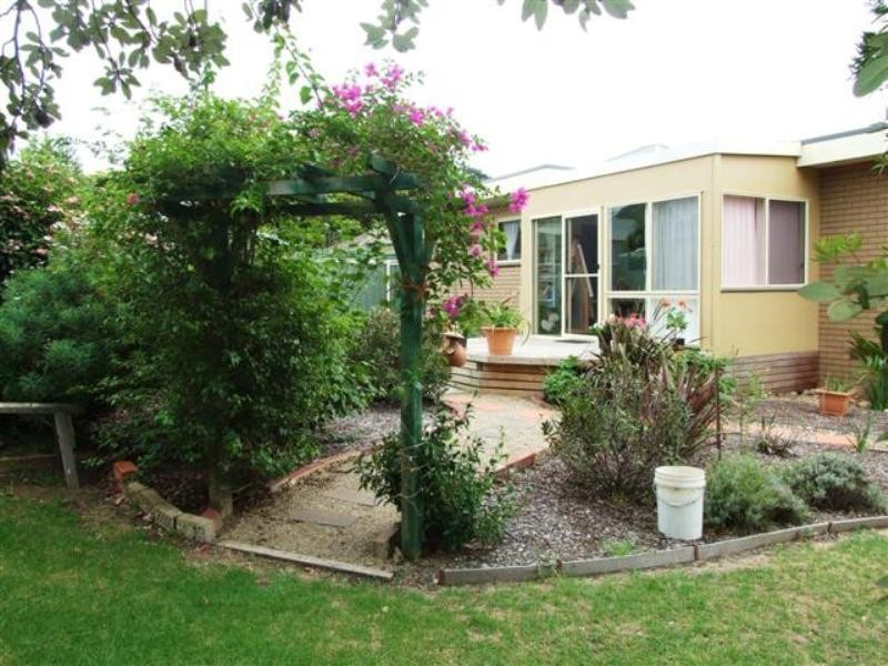 73 Walton Street, Cowes VIC 3922