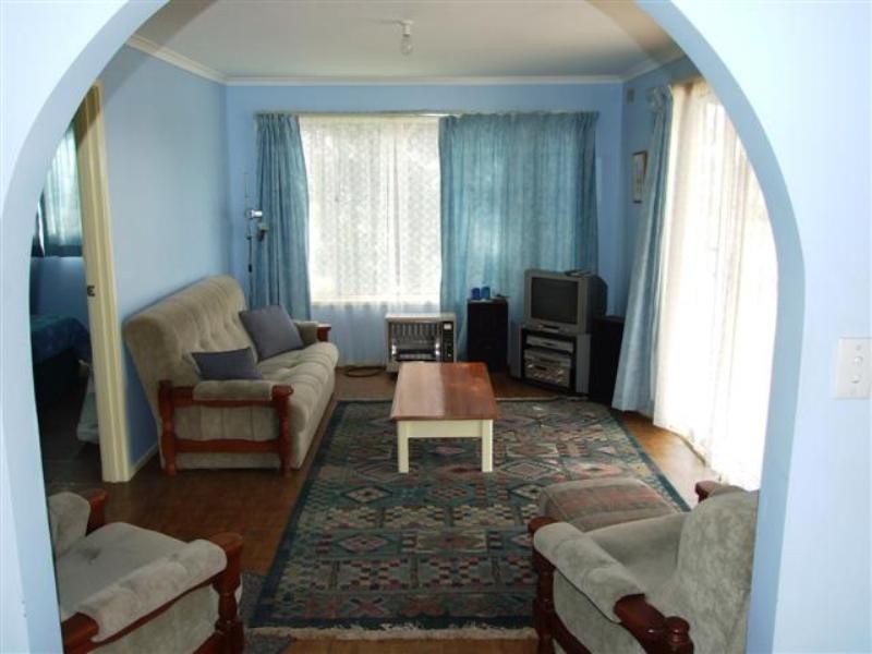 2 Lansell Road, Cowes VIC 3922