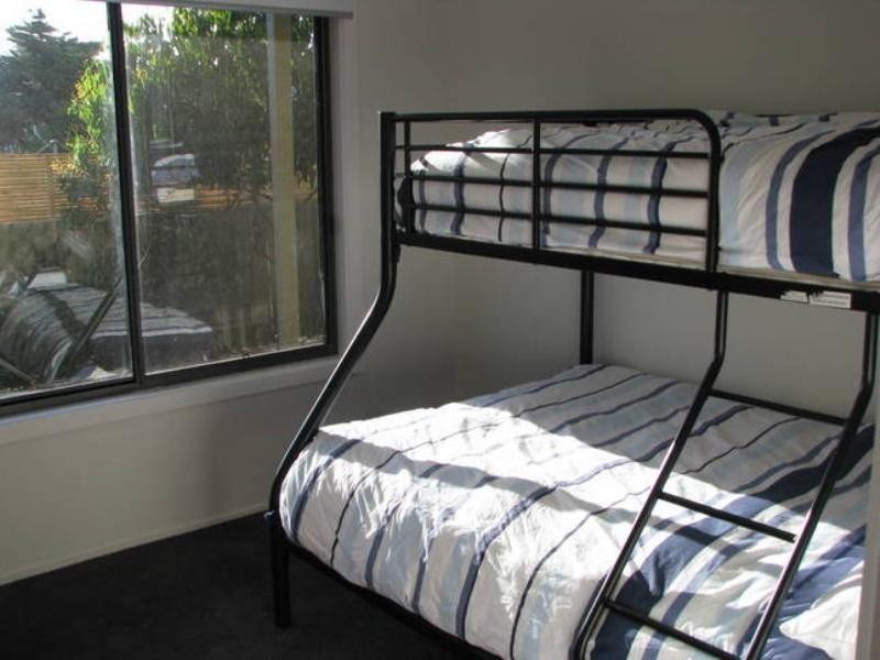 11 Barry Street, Sunderland Bay VIC 3922