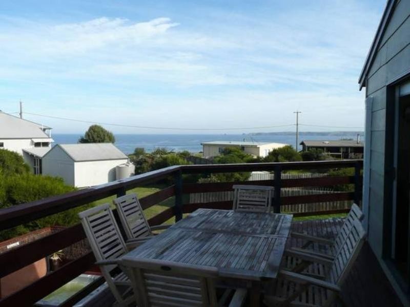 11 Barry Street, Sunderland Bay VIC 3922