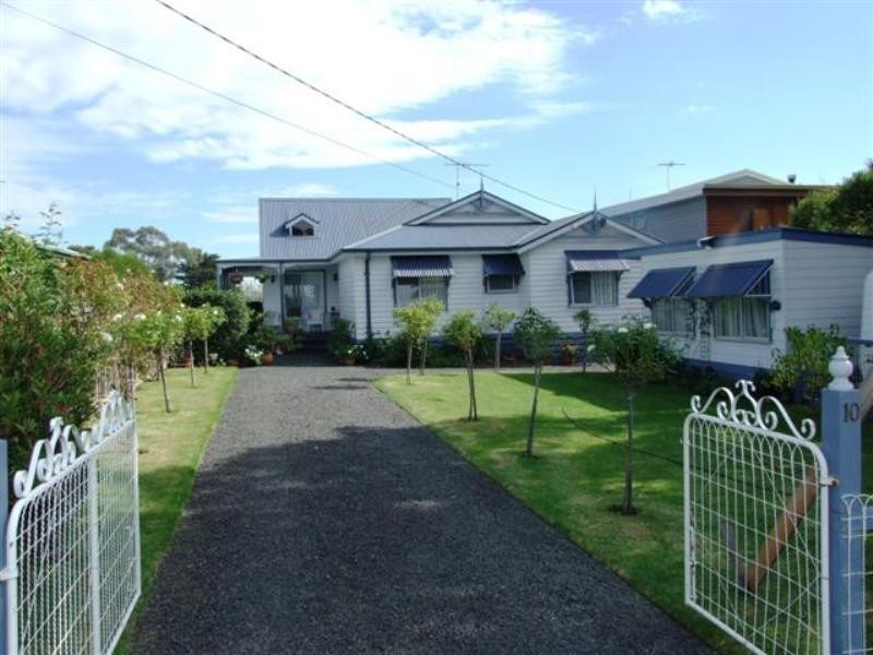 10 Wimbledon Road, Wimbledon Heights VIC 3922