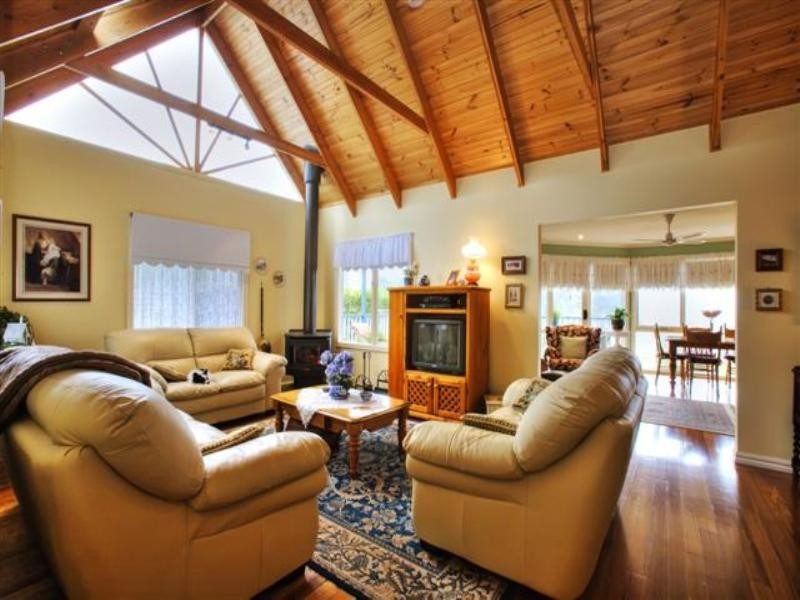 10 Wimbledon Road, Wimbledon Heights VIC 3922