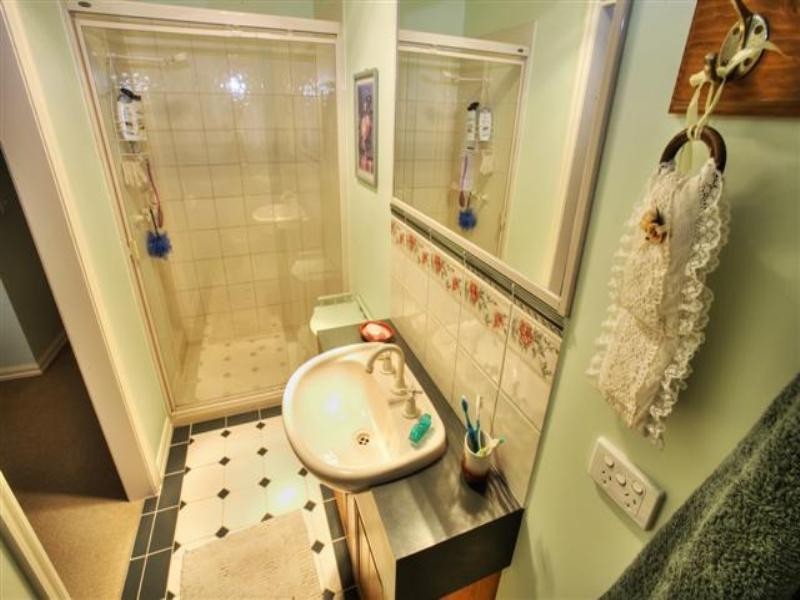 10 Wimbledon Road, Wimbledon Heights VIC 3922