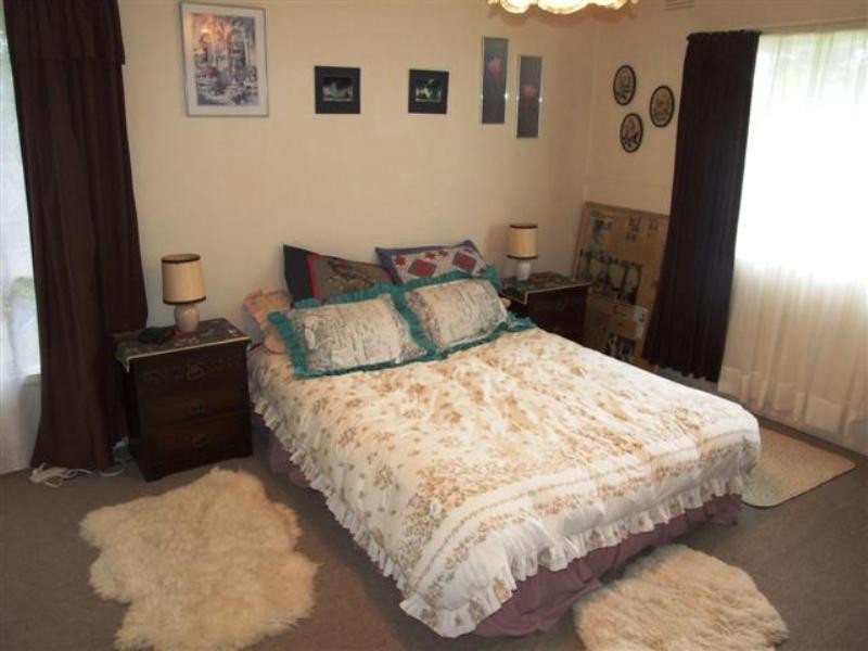 18 St Georges Road, Cowes VIC 3922
