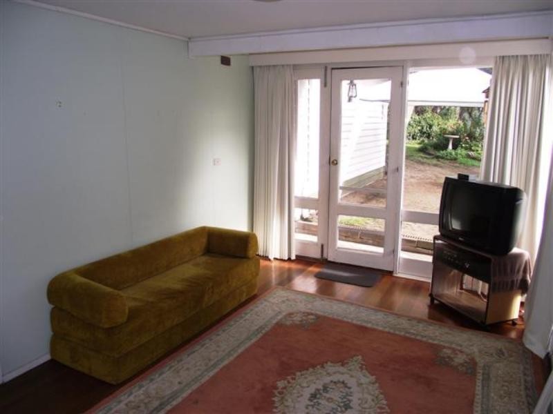 4 Penguin Avenue, Cowes VIC 3922