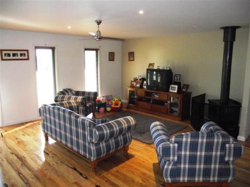 2 Terry Crescent, Wimbledon Heights VIC 3922
