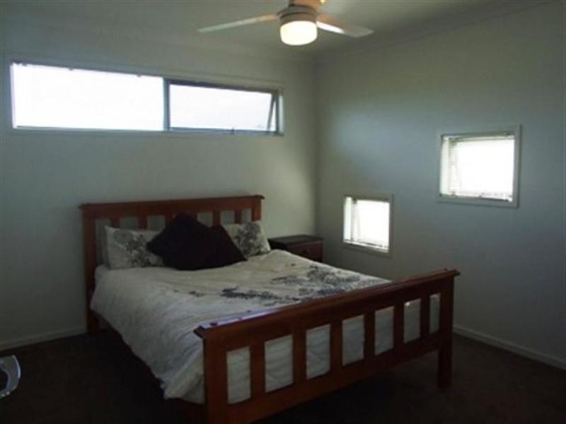 13 Rosella Grove, Cowes VIC 3922