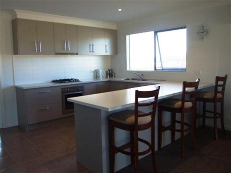 13 Rosella Grove, Cowes VIC 3922