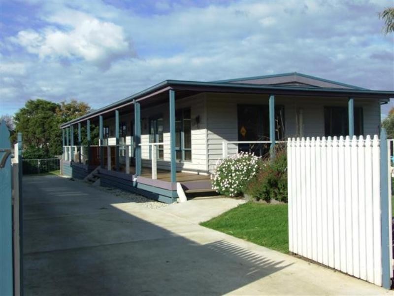 7 Diane Crescent, Wimbledon Heights VIC 3922