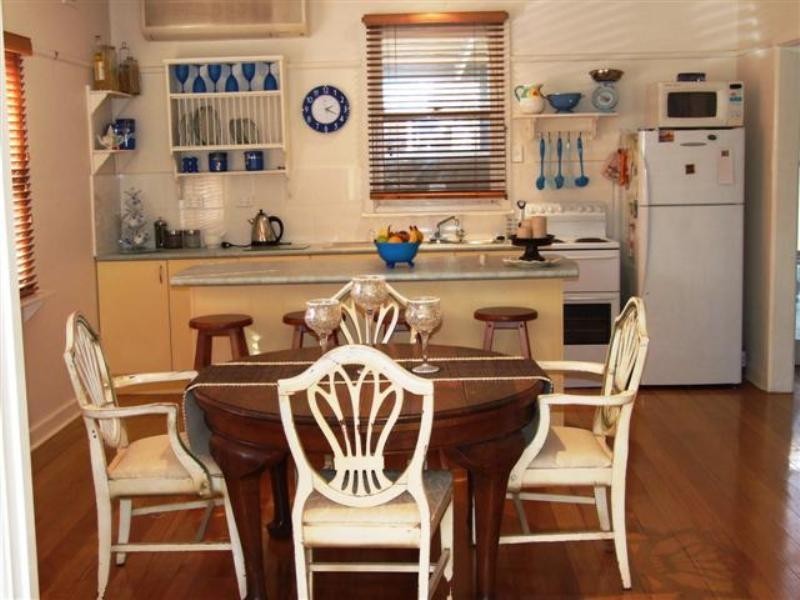 17 Broughton Avenue, Cowes VIC 3922