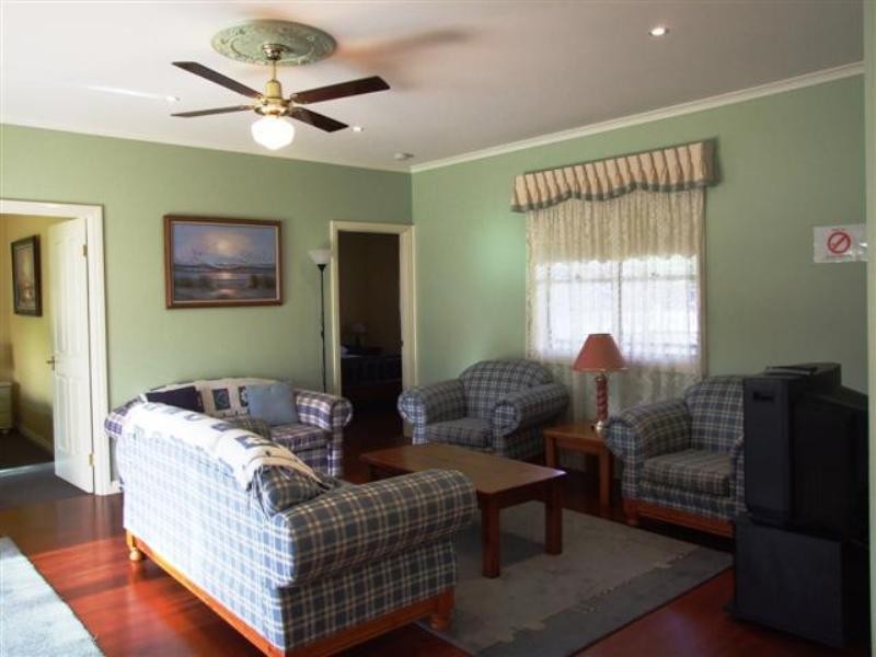 2/258 Settlement Road, Cowes VIC 3922