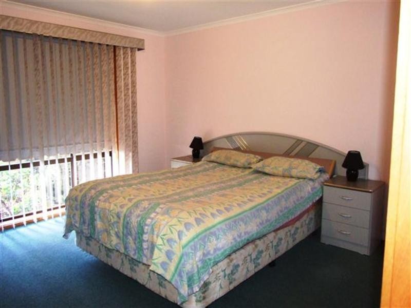 13 Elwood Avenue, Surf Beach VIC 3922