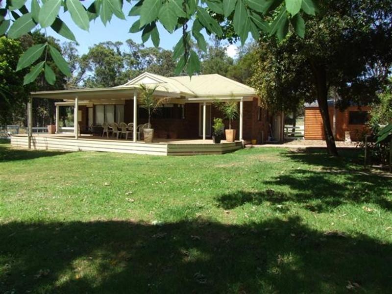 69 Coghlan Road, Cowes VIC 3922