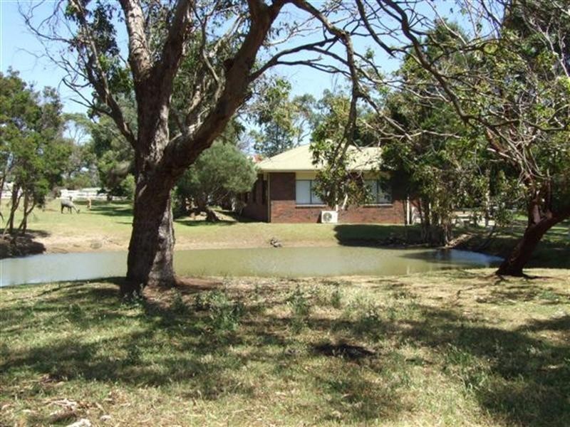 69 Coghlan Road, Cowes VIC 3922