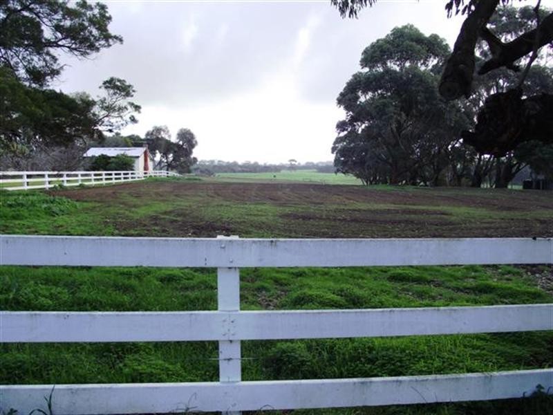 69 Coghlan Road, Cowes VIC 3922