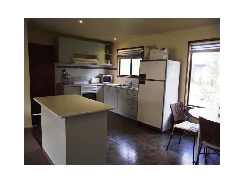 1 Kestral Court, Cowes VIC 3922