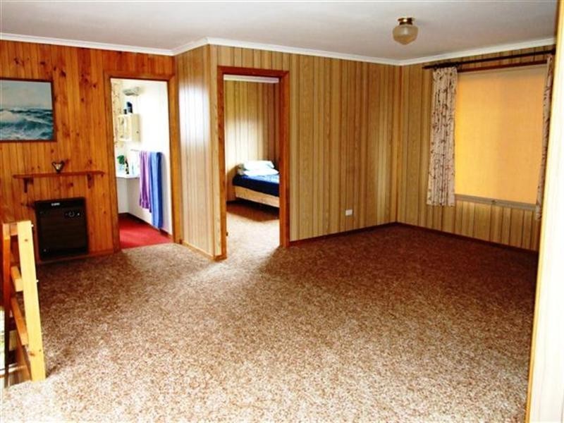 12 Beach Street, Cowes VIC 3922