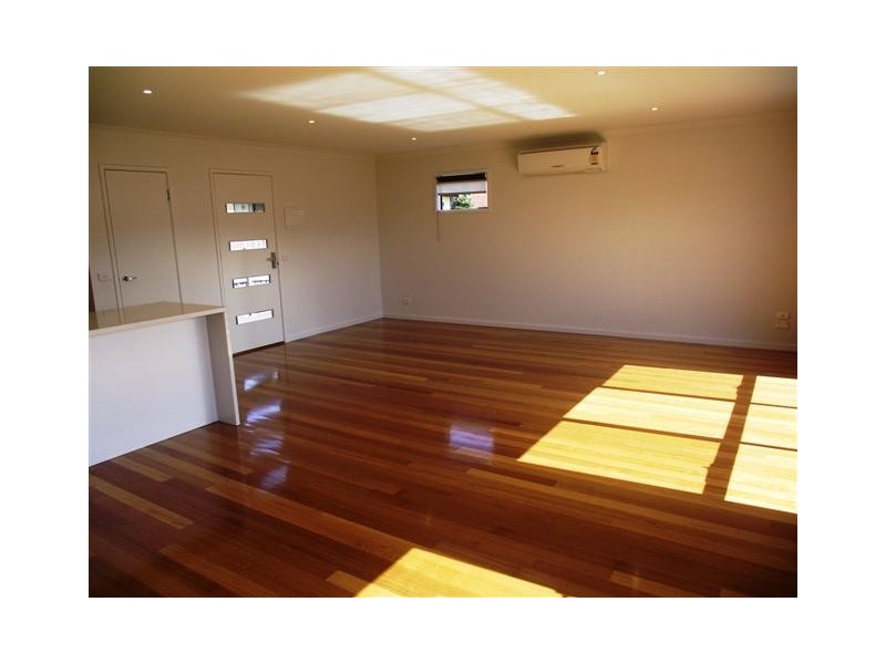 2/9 Goondawindi Drive, Cowes VIC 3922