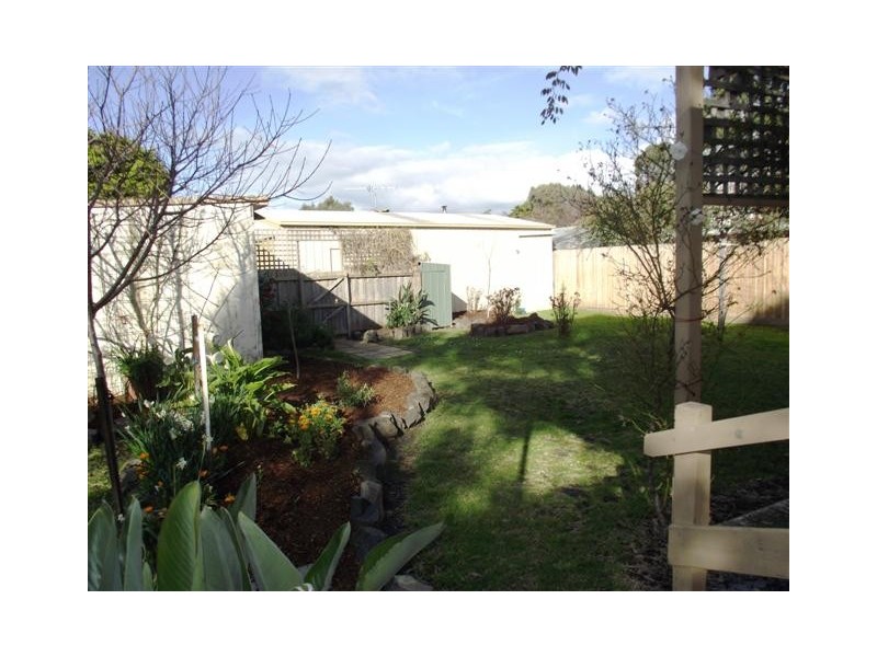 5 Albany Road, Cowes VIC 3922