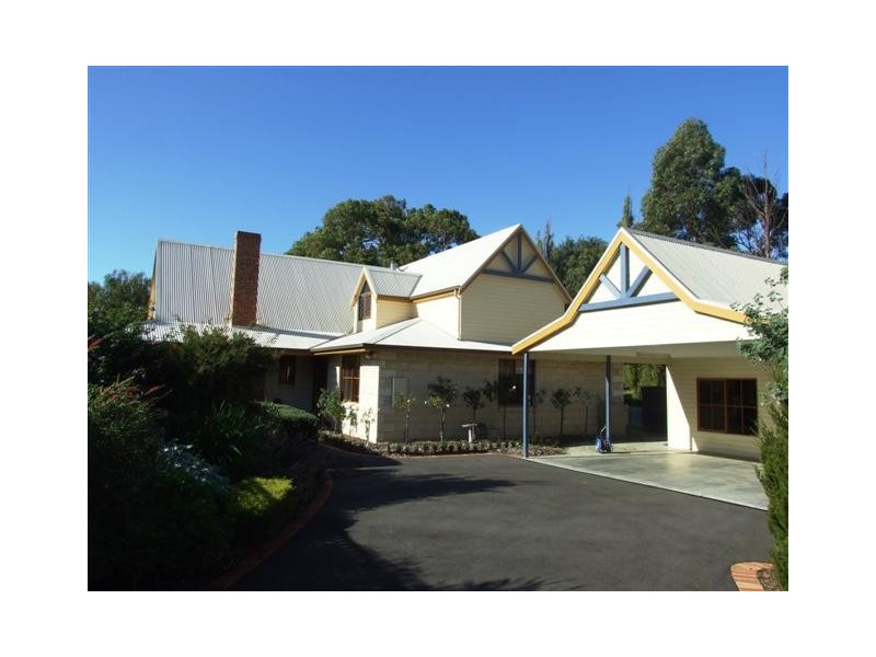 10 Collins Street, Silverleaves VIC 3922