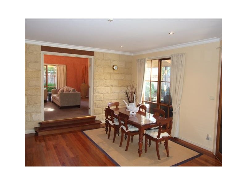 10 Collins Street, Silverleaves VIC 3922