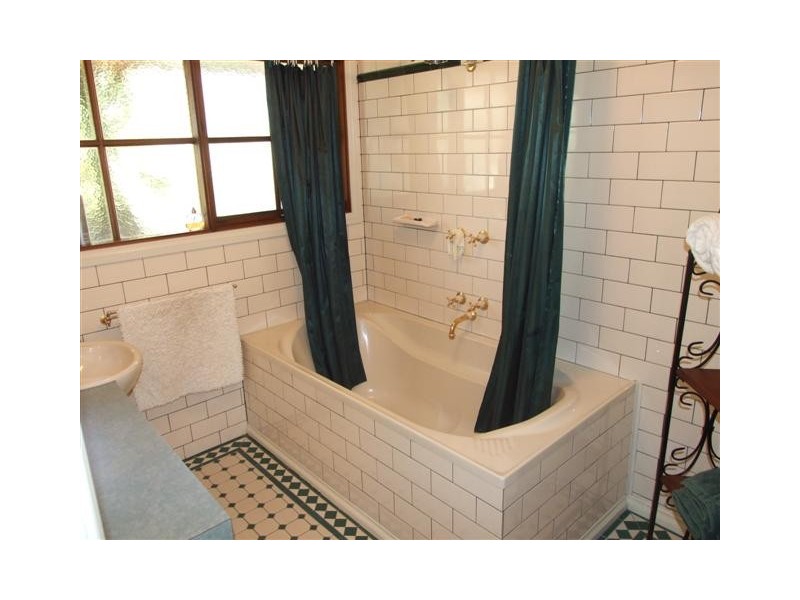 10 Collins Street, Silverleaves VIC 3922