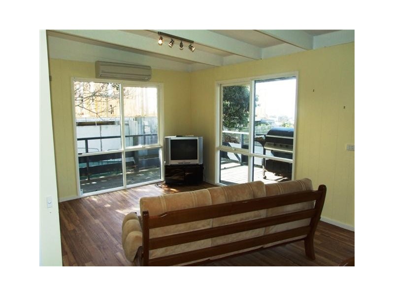 9 Wolfenden Street, Rhyll VIC 3923