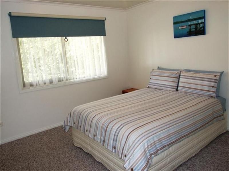 11 Cypress Court, Cowes VIC 3922