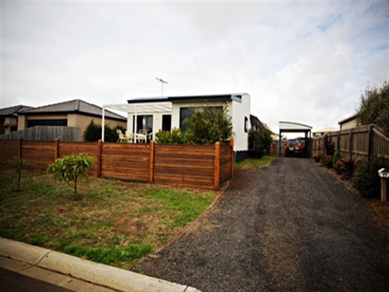 55 Katherine Circuit, Cowes VIC 3922