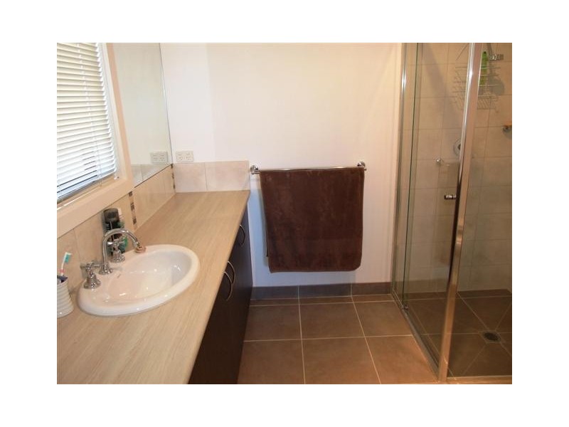 1 Egret Way, Cowes VIC 3922