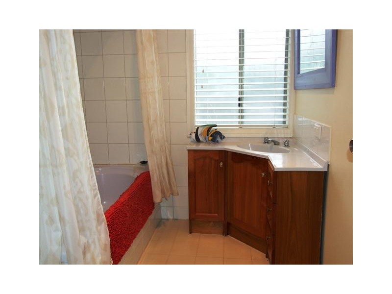 20 Sinclair Avenue, Surf Beach VIC 3922