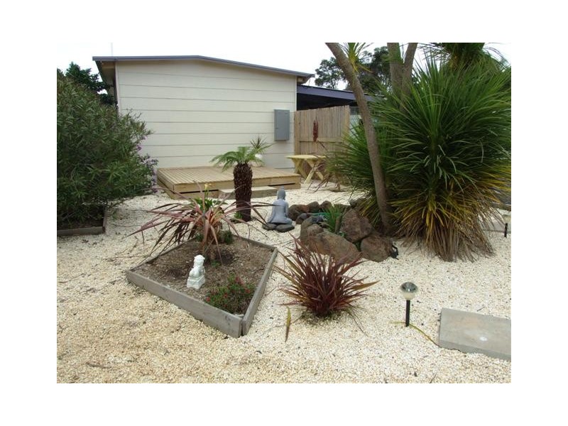 5 Batman Avenue, Surf Beach VIC 3922