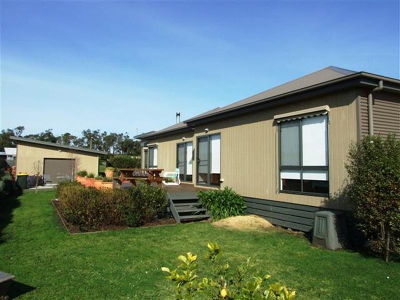 7 Casuarina Court, Cowes VIC 3922